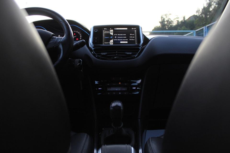 Peugeot 2008 1.6 E-HDI