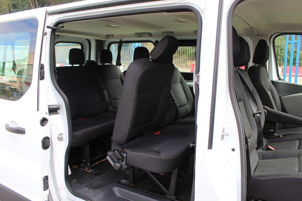 Renault Trafic Combi 9 plazas DCI