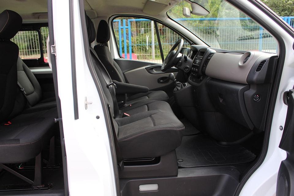 Renault Trafic Combi 9 plazas DCI