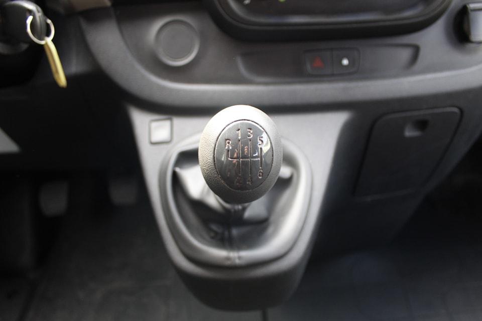 Renault Trafic Combi 9 plazas DCI