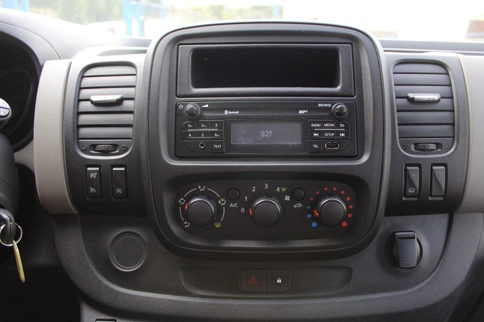 Renault Trafic Combi 9 plazas DCI
