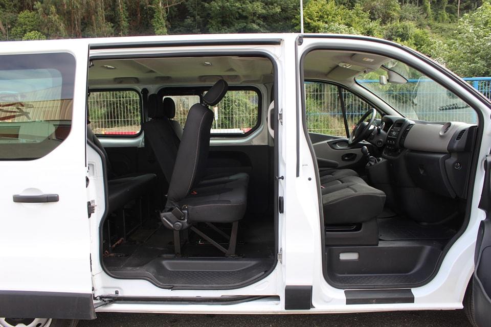 Renault Trafic Combi 9 plazas DCI