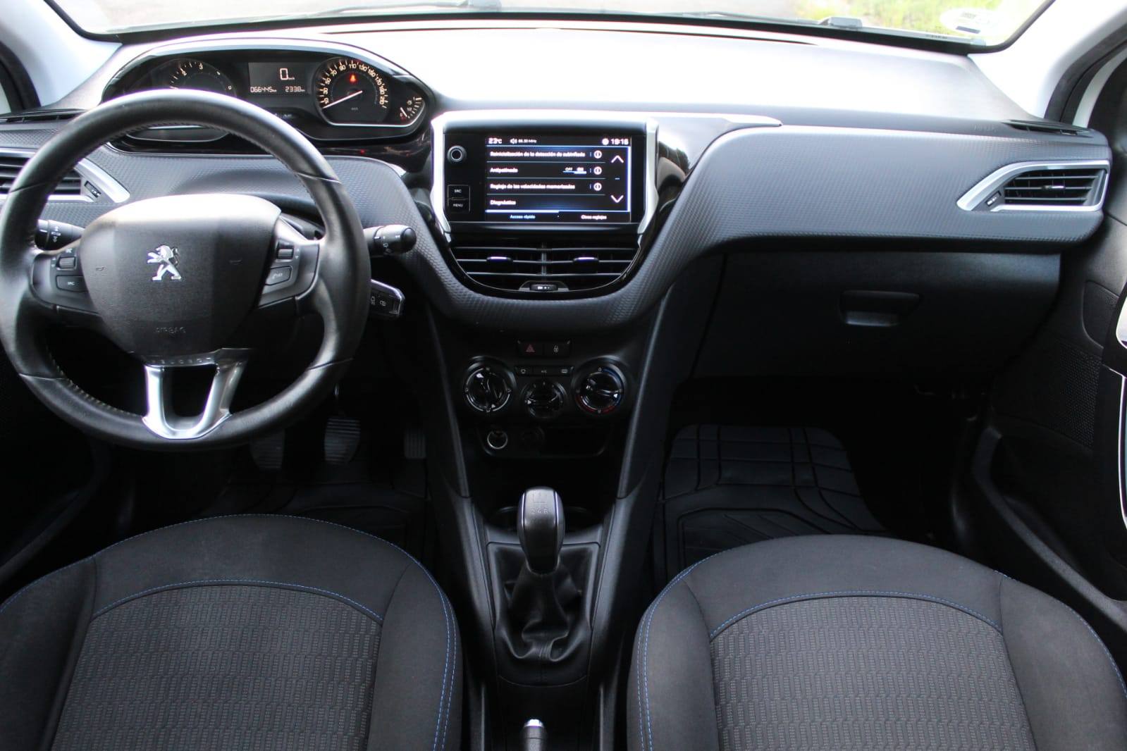 PEUGEOT 208 1.6 HDI
